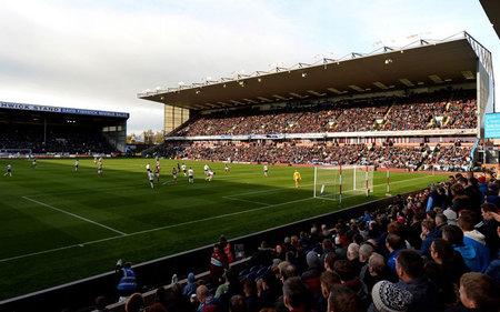 苛責更能促 苛責更能促